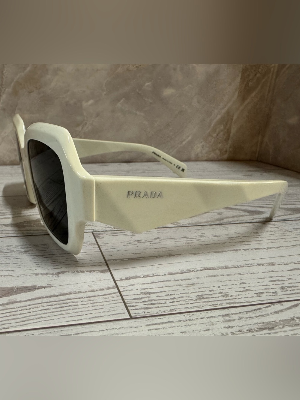 Prada white Sunglasses - Picture 7 of 11